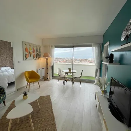 Bright Nest - Open View - Residential Area La Rochelle (Charente-Maritime)